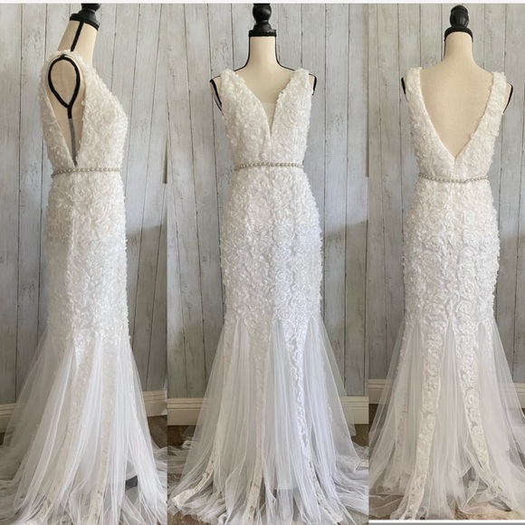 Faeriesty Plunging Neck Contrast Mermaid 3D Flower Dress - Picture 2 of 14